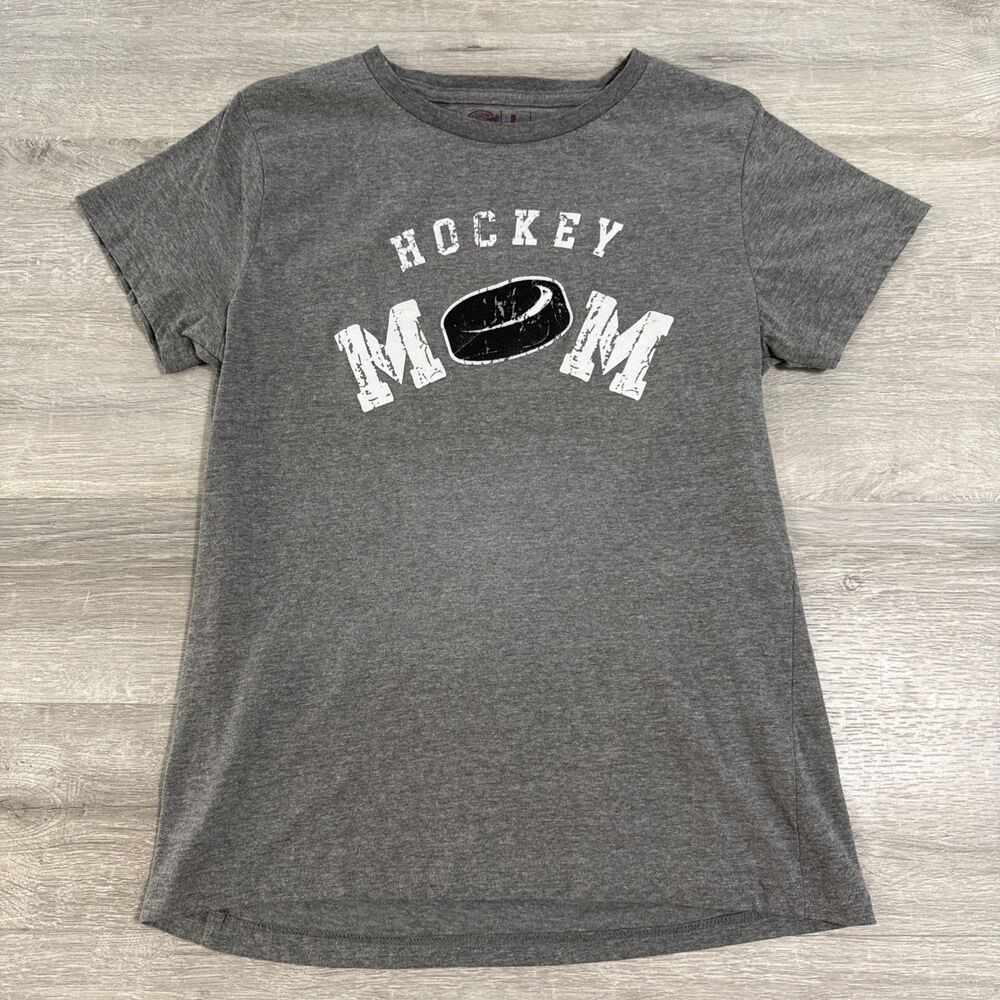 Hockey Mom Shirt Women’s Large Gray Puck Distressed Graphic Tee Crazy Dog